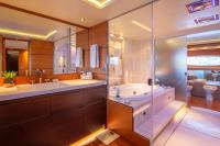 ZALIV-III yacht charter: VIP Bath