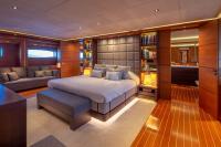 ZALIV-III yacht charter: VIP Cabin