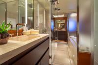 ZALIV-III yacht charter: Master Bath