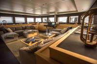 SOLEANIS-II yacht charter: Main saloon 3