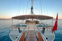 QUEEN-OF-SALMAKIS yacht charter: QUEEN OF SALMAKIS - photo 14