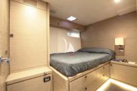 NAKUPENDA yacht charter: Guest cabin 1 ( Guest Cabin 2 is mirror image of this cabin )