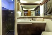 JAJARO yacht charter: VIP cabin bathroom