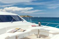 JAJARO yacht charter: Bow sofa and table