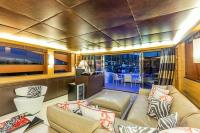 JAJARO yacht charter: Salon and sofa