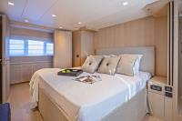 SUMMER-FUN yacht charter: Double Cabin