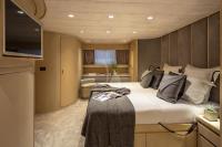 SUMMER-FUN yacht charter: Master Cabin