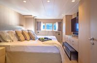 SUMMER-FUN yacht charter: Double Cabin