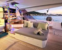 LOOMA yacht charter: LOOMA - Cockpit