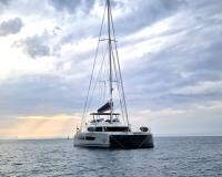 LOOMA yacht charter: LOOMA - At anchor