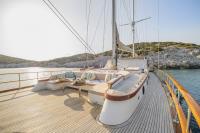 DRAGONFLY yacht charter: DRAGONFLY - photo 10