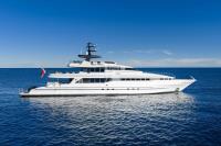 TAHI yacht charter: TAHI at anchor