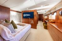 TAHI yacht charter: Guest Double
