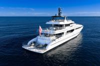 TAHI yacht charter: TAHI at anchor
