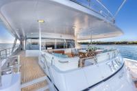 TAHI yacht charter: Main Deck Aft