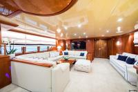 WIND-OF-FORTUNE yacht charter: Salon