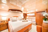 WIND-OF-FORTUNE yacht charter: Double suite