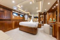 COME-PRIMA yacht charter: COME PRIMA double cabin
