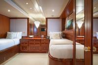COME-PRIMA yacht charter: Twin Cabin
