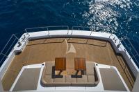 ATRAVERSIA yacht charter: Fore deck