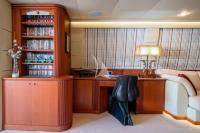 MEDUSA yacht charter: Desk in salon