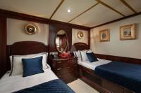 KALIZMA yacht charter: Twin