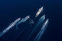KALIZMA yacht charter: cruising with tenders