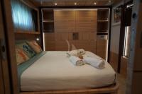 DON-MICHELE yacht charter: Double suite