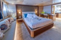 DON-MICHELE yacht charter: Owner cabin further view