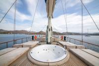 BLUE-HEAVEN yacht charter: BLUE HEAVEN - photo 6