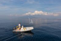 DP-MONITOR yacht charter: Tender