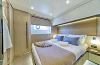 VIVA yacht charter: Double cabin