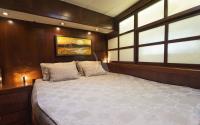 FARANDWIDE yacht charter: VIP cabin