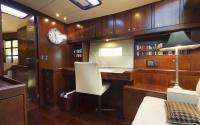 FARANDWIDE yacht charter: Main salon