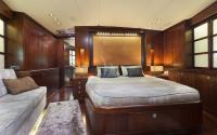 FARANDWIDE yacht charter: Owner suite
