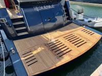 RESILIENCE yacht charter: Beach Platform