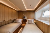 ADVA yacht charter: Twin Cabin
