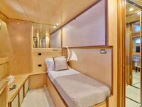 LADY-RINA yacht charter: Single cabin
