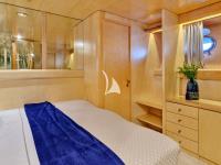 LADY-RINA yacht charter: Double cabin II other view b