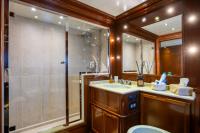 TANANAI-BY-POPOTINE yacht charter: Ensuite Toilet