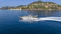 SUNLINER-X yacht charter: Cruising