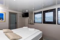 LADY-ELEGANZA yacht charter: LADY ELEGANZA - photo 33