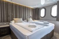 LADY-ELEGANZA yacht charter: LADY ELEGANZA - photo 34