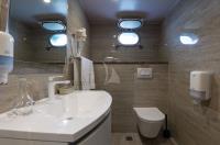 LADY-ELEGANZA yacht charter: LADY ELEGANZA - photo 57