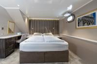 LADY-ELEGANZA yacht charter: LADY ELEGANZA - photo 35