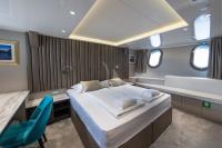 LADY-ELEGANZA yacht charter: LADY ELEGANZA - photo 43