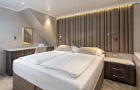 LADY-ELEGANZA yacht charter: LADY ELEGANZA - photo 29
