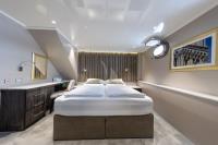 LADY-ELEGANZA yacht charter: LADY ELEGANZA - photo 40