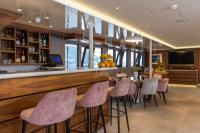 LADY-ELEGANZA yacht charter: LADY ELEGANZA - photo 22