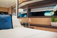 MANU-V yacht charter: Vip Cabin